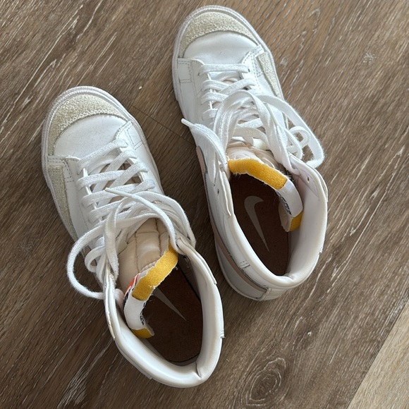 nike blazer mid womens size 6.5 light pink - Picture 3 of 6